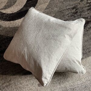 2 Elegant New Cream Throw Pillows NWT